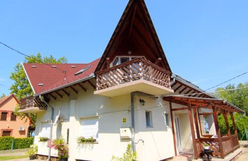 Balatonboglar Apartamento | Zsuzsanna Apartmanház