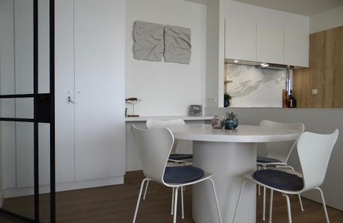 Nieuwpoort-aan-Zee Apartamento | Zuidgericht appartement met wijd uitzicht - Met privégarage