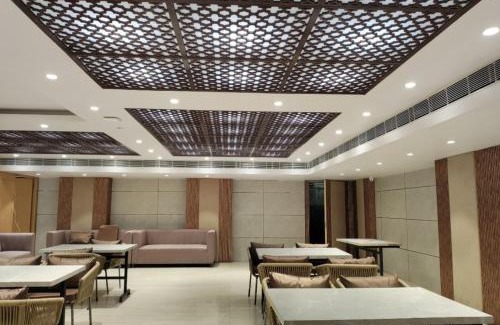 Khattalwada Hotel | Zuke Garden Resort