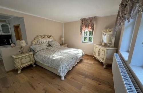 Bad Langensalza Apartamento | Zum Böhmen Ferienwohnung Elisabeth
