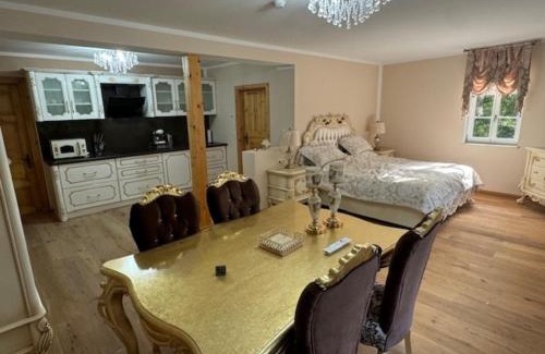 Bad Langensalza Apartamento | Zum Böhmen Ferienwohnung Elisabeth