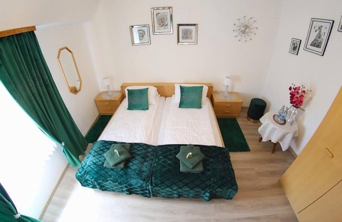 Bruchweiler Casa | Zum Burgkeller - double room, shower, toilet, non-smoking