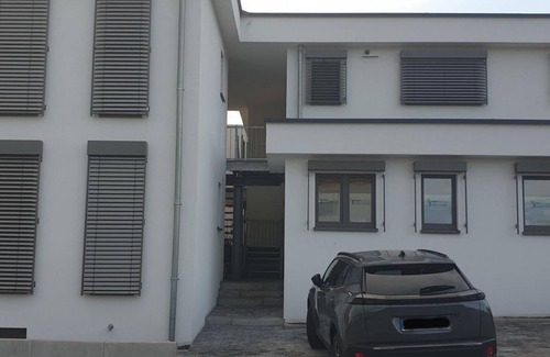Losheim am See Apartamento | Zum See 1 - apartment/apartment, shower, WC