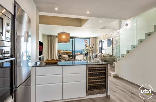 Fuengirola Chalet De Esquí | Zumo | Casa adosada con piscina en Fuengirola