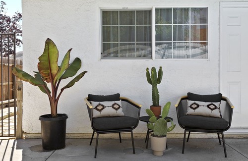 Ventura Casa | Zuni Tranquillo - Pool Oasis in Sunny Ventura
