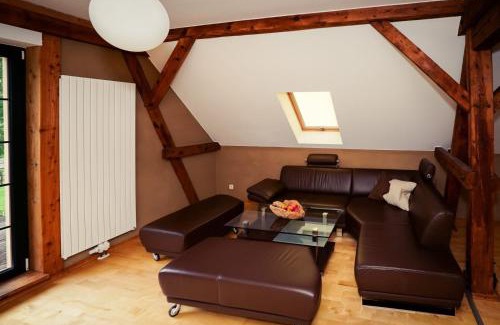 Burg-Dorf Apartamento | Zur alten Schule