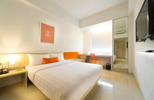 Old Jakarta Hotel | Zuri Express Mangga Dua