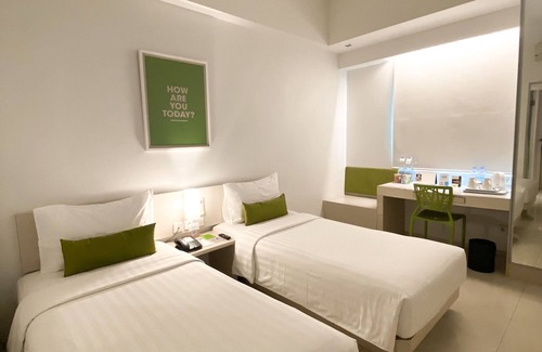 Old Jakarta Hotel | Zuri Express Mangga Dua