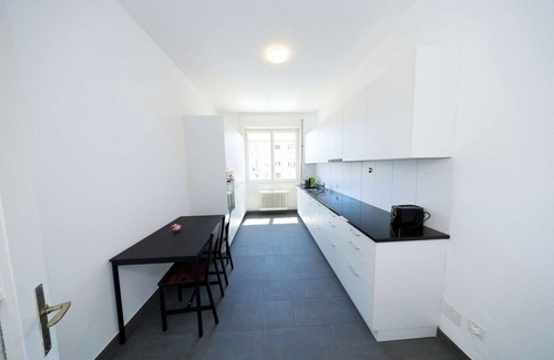 Sihlfeld Apartamento | Zurich City Gem, Steps to Tram, Family & group