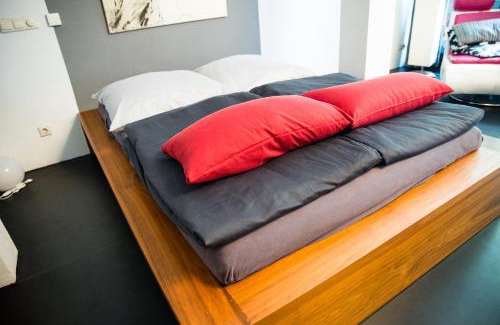 Ehrenfeld Casa | Zwei Zimmer in Atelierwohnung