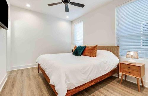 Lafayette Villa | Zydeco house*Lafayette's best kept secret*Book now