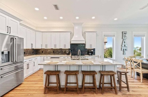 Navarre Beach Casa | Salty Sue 6 Bedroom Home