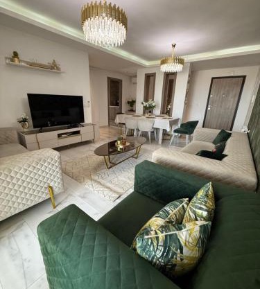 Élégant appartement avec parking privé proche aéroport et centre ville Tunis Laouina