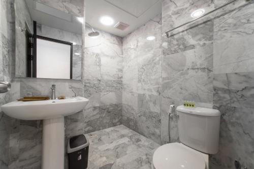 Квартира вид на бассейн NBC S402 by IBG Property