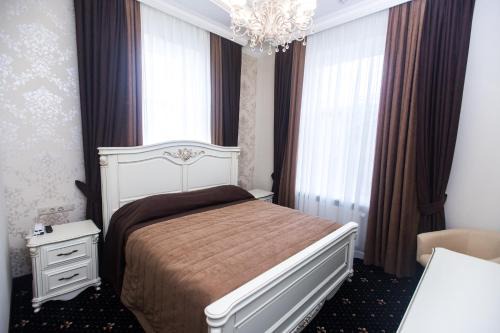 Петрівський