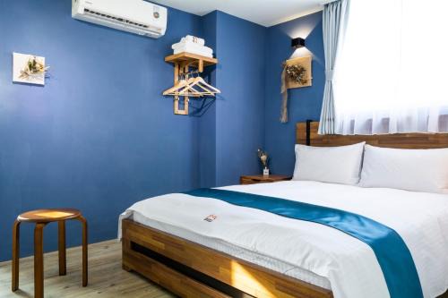 沐藍輕旅 Mulan Light Inn I 海安路住宿