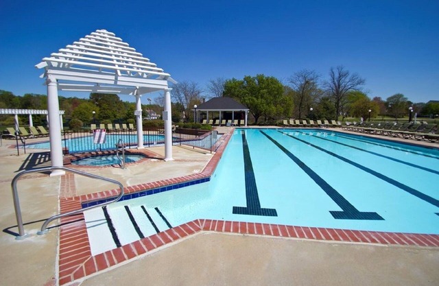 1 CONDOMINIO BDRM ~ HISTORIC POWHATAN RESORT ~ PISCINAS INTERIORES Y EXTERIORES Y TUBOS CALIENTES !!