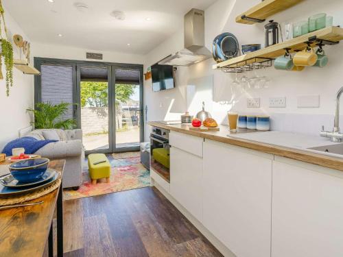 1 Bed in Ogmore -by-Sea 88522