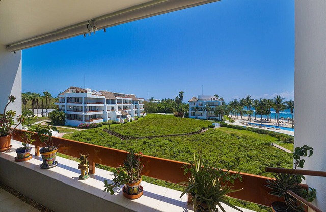 Beachfront Luxury Suite & Private Beach in Cozumel