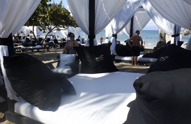 1 Bedroom Tropical Paradise All-Inclusive