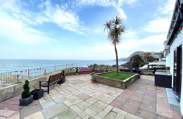 1 Cheyne Beach Apartments