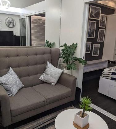 1 Cozy Bedroom in Lumiere Residences