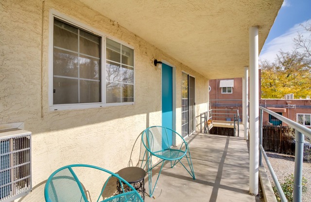 Cozy Albuquerque Apartment < 1 Mi to Downtown!