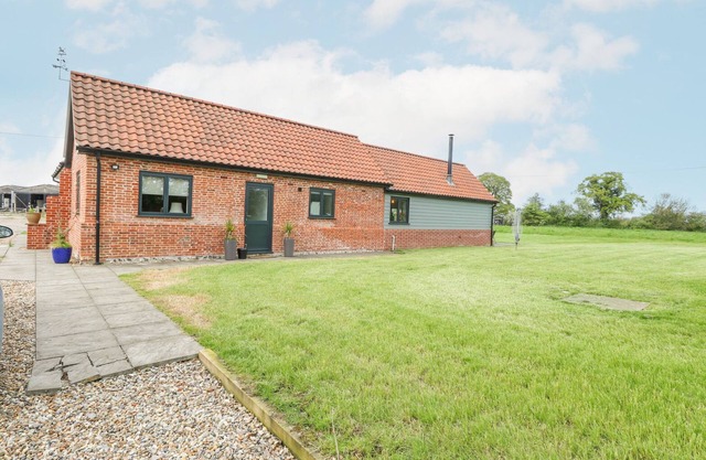 1 Stud Cottage, BUXTON, NORFOLK
