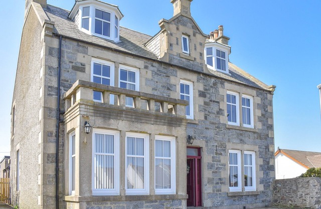 10 bedroom accommodation in Cullen, near Buckie