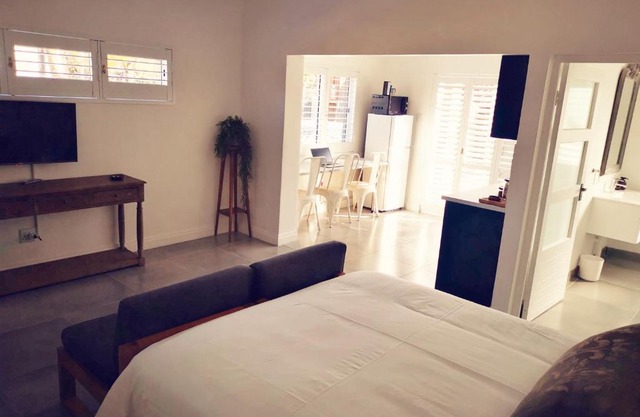 10 Jock Meiring Guesthouse