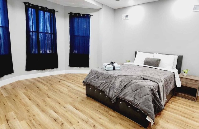 #12 NEW Master Bedroom +Private Bathroom in Angora