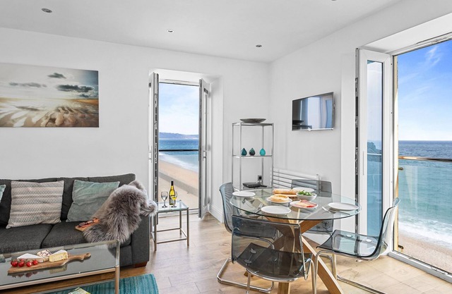 14 At The Beach, Torcross: un apartamento con capacidad para 4 personas en 2 habitaciones