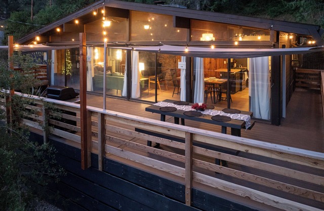 15 min to Yosemite, 9 min to Bass Lake Kid cabin w/ ht tb & game room, 1 dog max