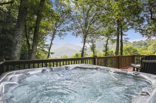 16 Mi To Dt, Hot Tub, Fire Pit, Fp, Secluded