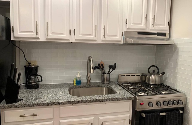 1631 2C · Estupendo 1bed Apt./20 min a NYC-Estacionamiento disponible.
