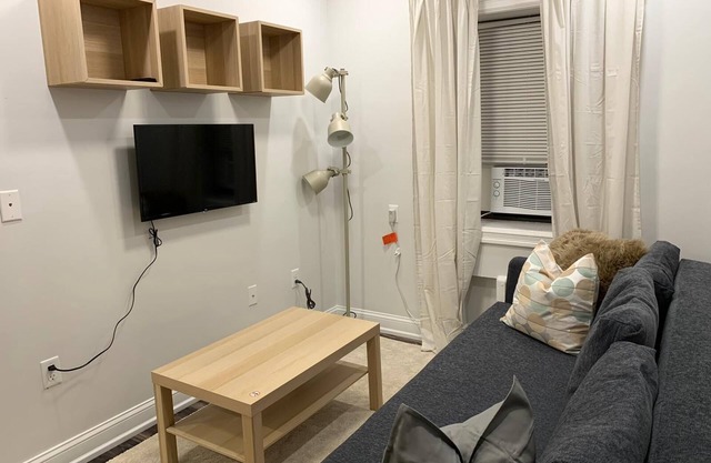 1631 2G · Notable 2bed Apt.-20 min a NYC / Parking Disp.