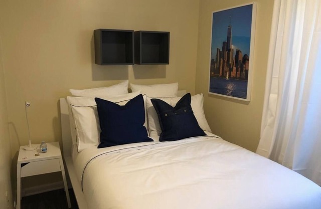 1703 5G · Blue Gem 2bed Apt-20 min a NYC / Estacionamiento disponible.