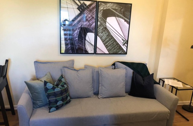 1715 5E · Elegante y lindo 2b Apt. / 20 min. A NYC-Estacionamiento disponible
