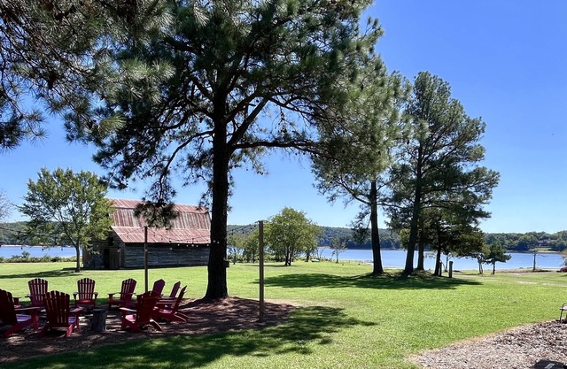 La casa de la granja en el lago Beaver: frente al lago, fácil acceso, vista de 180 *, aislada