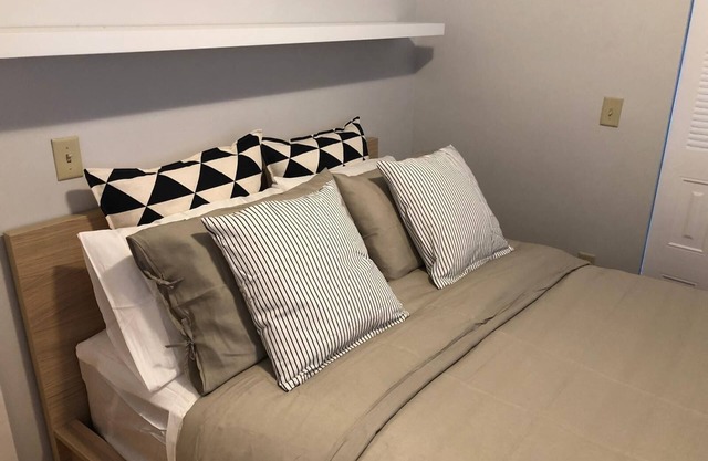 Auténtico lindo 1bed Apt-20 min a NYC / Parking Avai