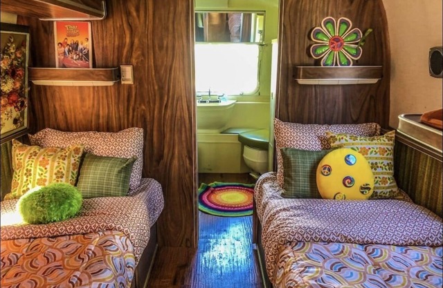 1972 Groovy Airstream - Walking distance to the Snake River