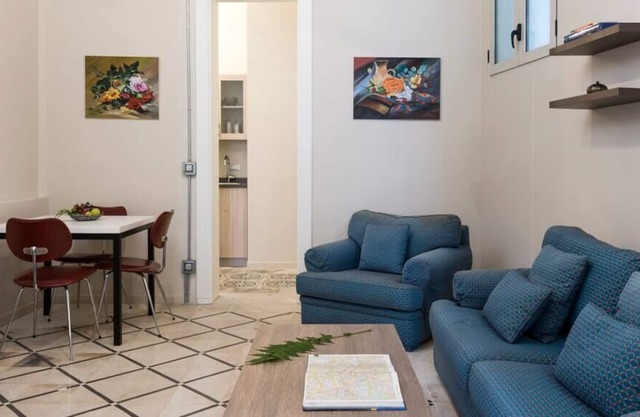 1BD apartment in Monot