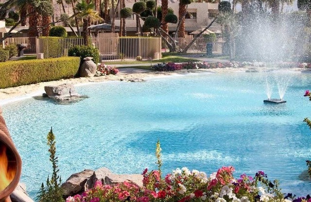 ¡UN OASIS DE DESIERTO! * 1BR Condo * {Pool / HotTub} SOUTHERN CALIFORNIA DREAM VACATION !!