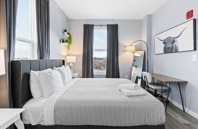 1BR Near Encore Boston 8327