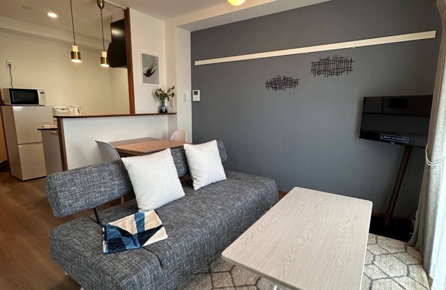 1LDK 2 double beds 1 sofa bed WiFi available p / Nanjo Okinawa