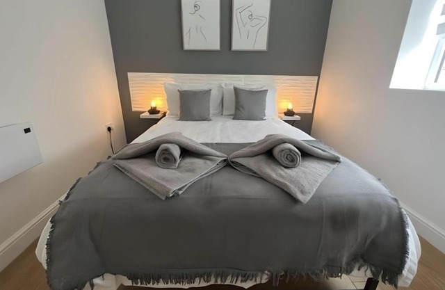 2 Bed Apartment, close to City Centre, Principality Stadium