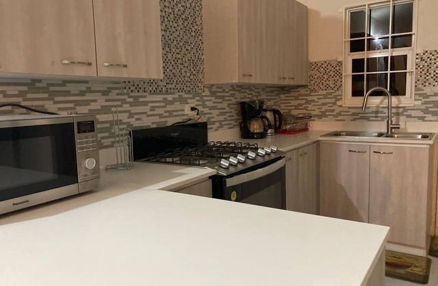 Immaculate 2-bed House in Discovery Bay