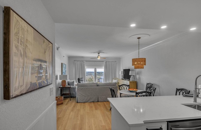 2 Bedroom Beach Manor condo on the 6th Floor at Tops’l Resort with Sandestin Resort Perks!!