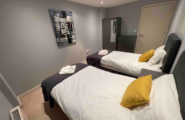 2 Bedroom Flat
