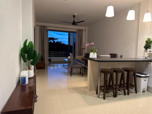 2 Bedroom Seaview Lanta Sport Resort 303